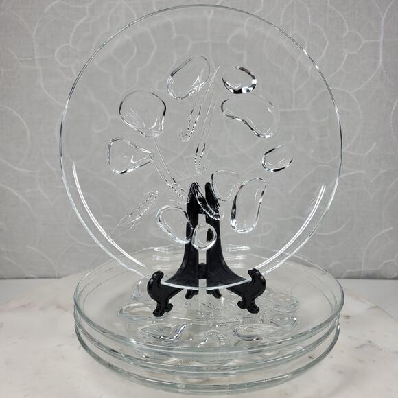 Luminarc Shrimp Plates 7.5" Clear Embossed Design Lunch Plate Set of 4 - Picture 5 of 14